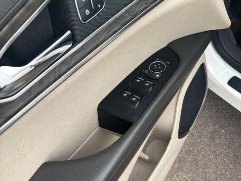 Used 2019 Lincoln Nautilus Reserve AWD/4WD image 12