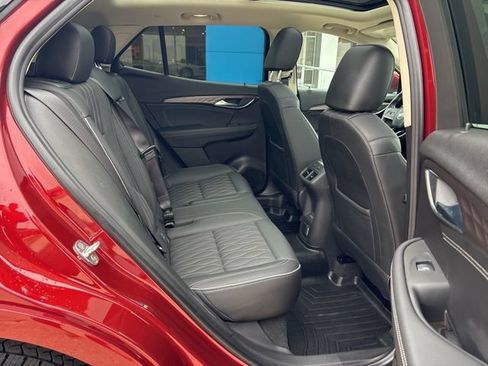 Used 2023 Buick Envision Avenir AWD/4WD image 21