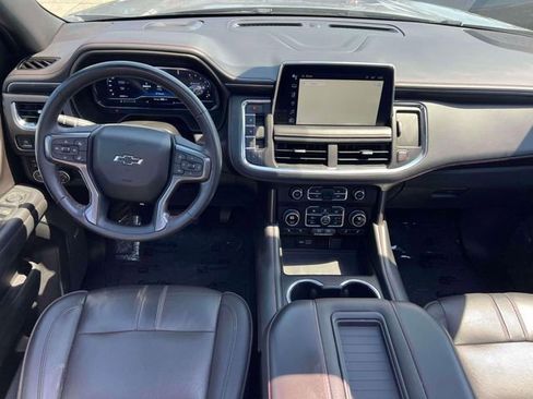 Used 2022 Chevrolet Tahoe RST w/ Luxury Package image 17