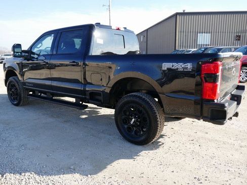New 2026 Ford F250 Lariat w/ Black Appearance Package image 7