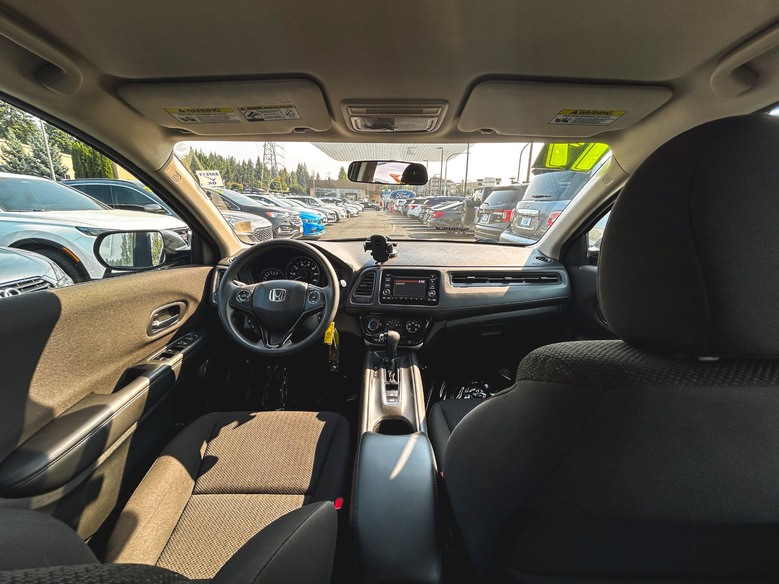 Used 2017 Honda HR-V LX image 16