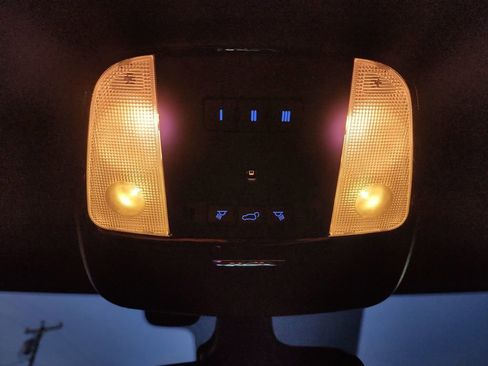 Used 2022 Dodge Durango GT image 34