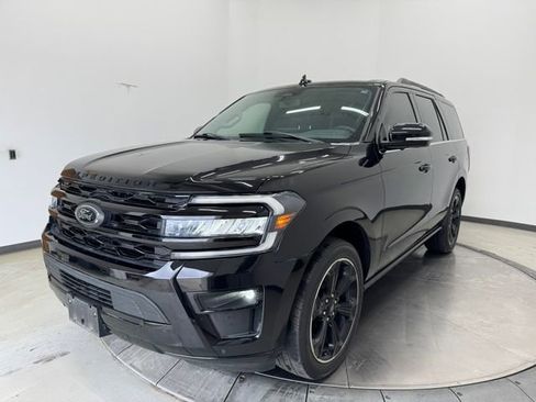 Used 2022 Ford Expedition Limited image 29