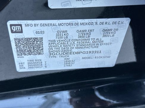 Used 2023 Chevrolet Silverado 1500 RST AWD/4WD image 25
