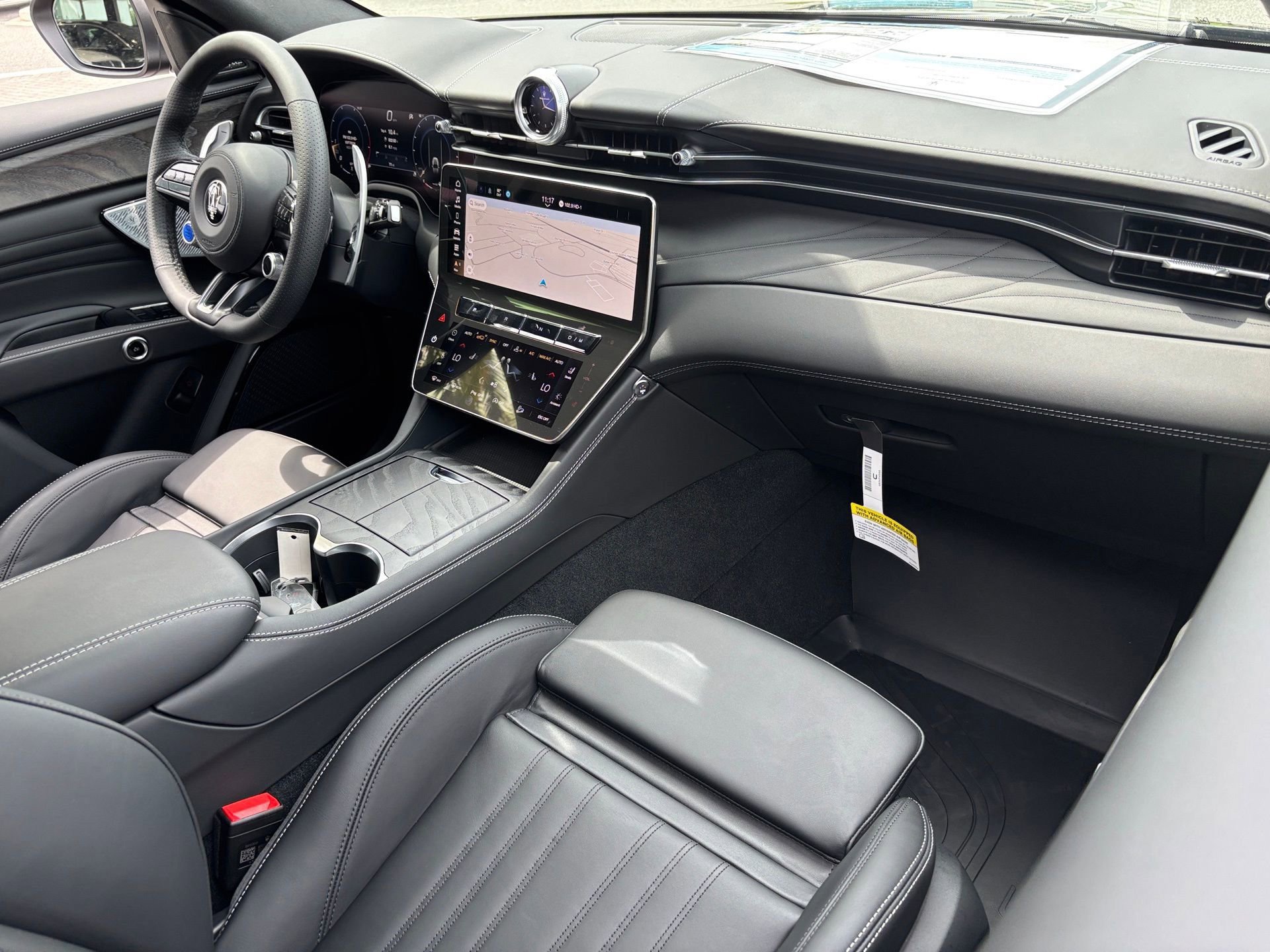 New 2025 Maserati Grecale GT AWD/4WD image 2