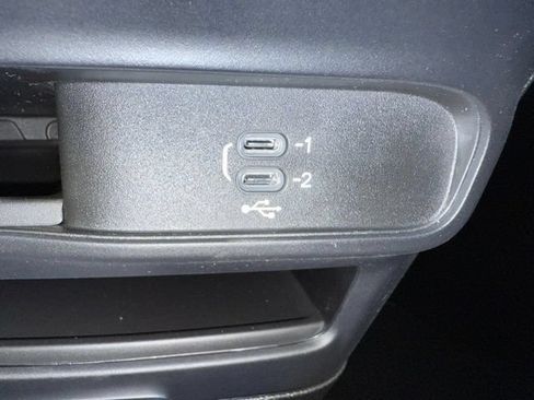 New 2026 Chrysler Pacifica Select AWD/4WD image 35