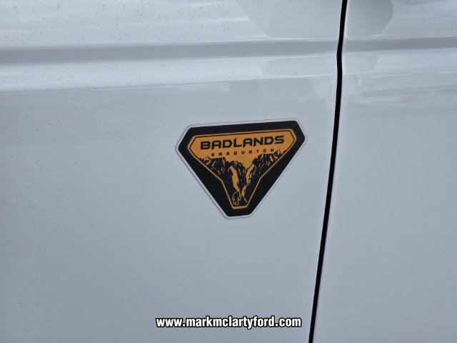 New 2026 Ford Bronco Badlands w/ Sasquatch Package AWD/4WD image 7