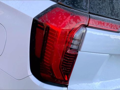 New 2026 GMC Yukon XL Denali AWD/4WD image 14