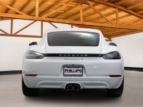 Used 2019 Porsche 718 Cayman S image 4