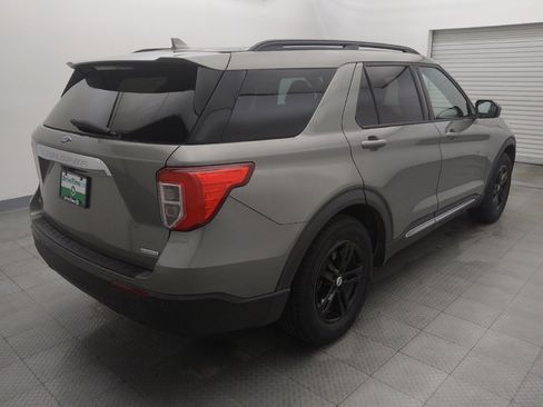 Used 2020 Ford Explorer XLT RWD image 9