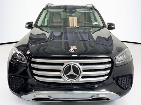New 2026 Mercedes-Benz GLS 450 4MATIC image 2