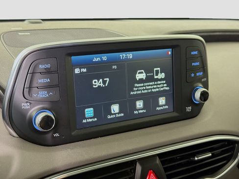 Used 2020 Hyundai Santa Fe SEL FWD image 16