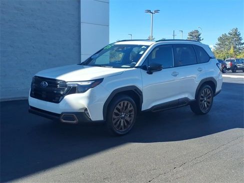 Used 2025 Subaru Forester Sport image 3