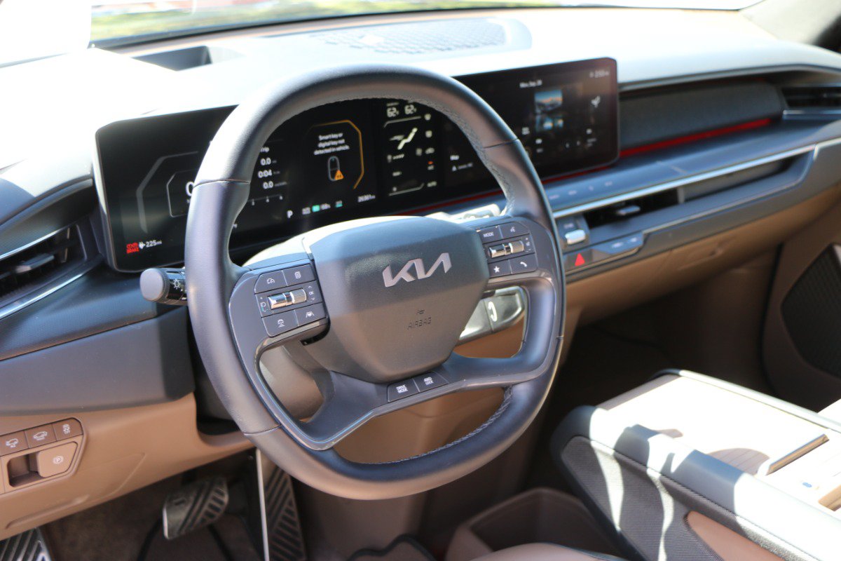 Used 2024 Kia EV9 GT-Line AWD/4WD image 20