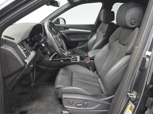 Used 2023 Audi Q5 2.0T Premium Plus w/ Premium Plus Package AWD/4WD image 4