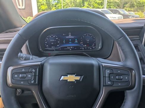 Used 2024 Chevrolet Tahoe High Country AWD/4WD image 15