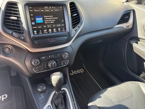 Used 2015 Jeep Cherokee Limited AWD/4WD image 15