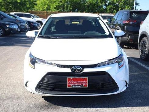 Used 2026 Toyota Corolla LE FWD image 4
