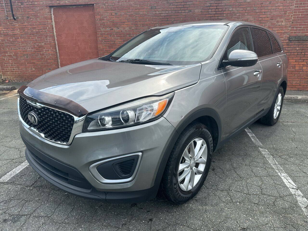 Used 2017 Kia Sorento L FWD image 7