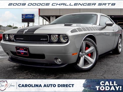 Used 2009 Dodge Challenger SRT8 image 1