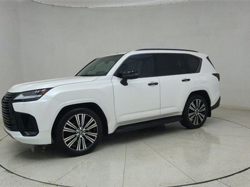 Used 2023 Lexus LX 600 4WD w/ Luxury Package image 69