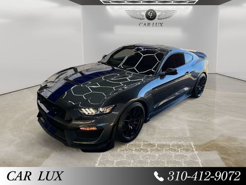 Used 2016 Ford Mustang Shelby GT350 w/ Track Package image 23