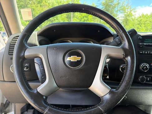 Used 2014 Chevrolet Silverado 2500 LT AWD/4WD image 15