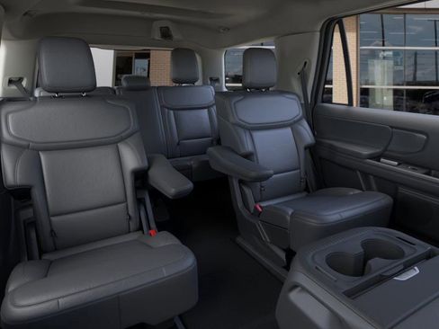 New 2026 Ford Expedition Active RWD image 13