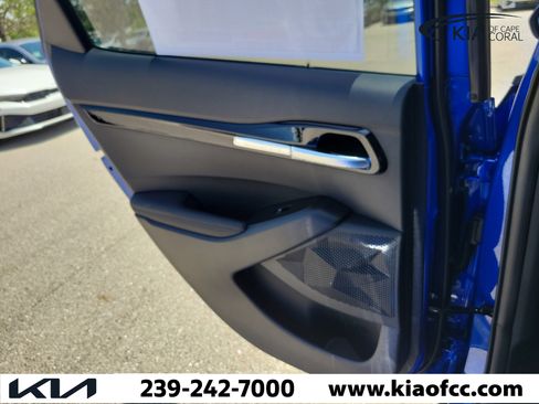New 2026 Kia Seltos S FWD image 13