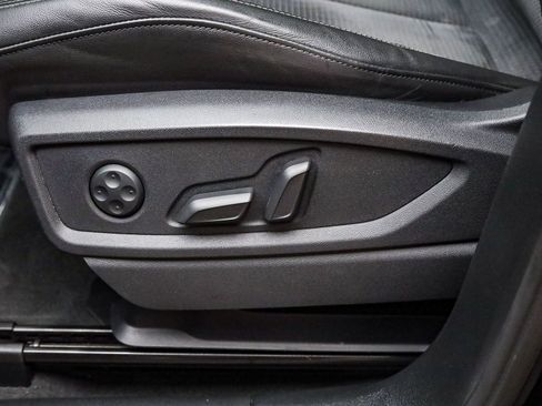 Used 2022 Audi SQ5 Premium Plus w/ Premium Plus Package image 22