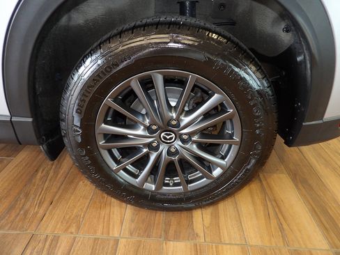 Used 2020 MAZDA CX-5 Touring AWD/4WD image 9