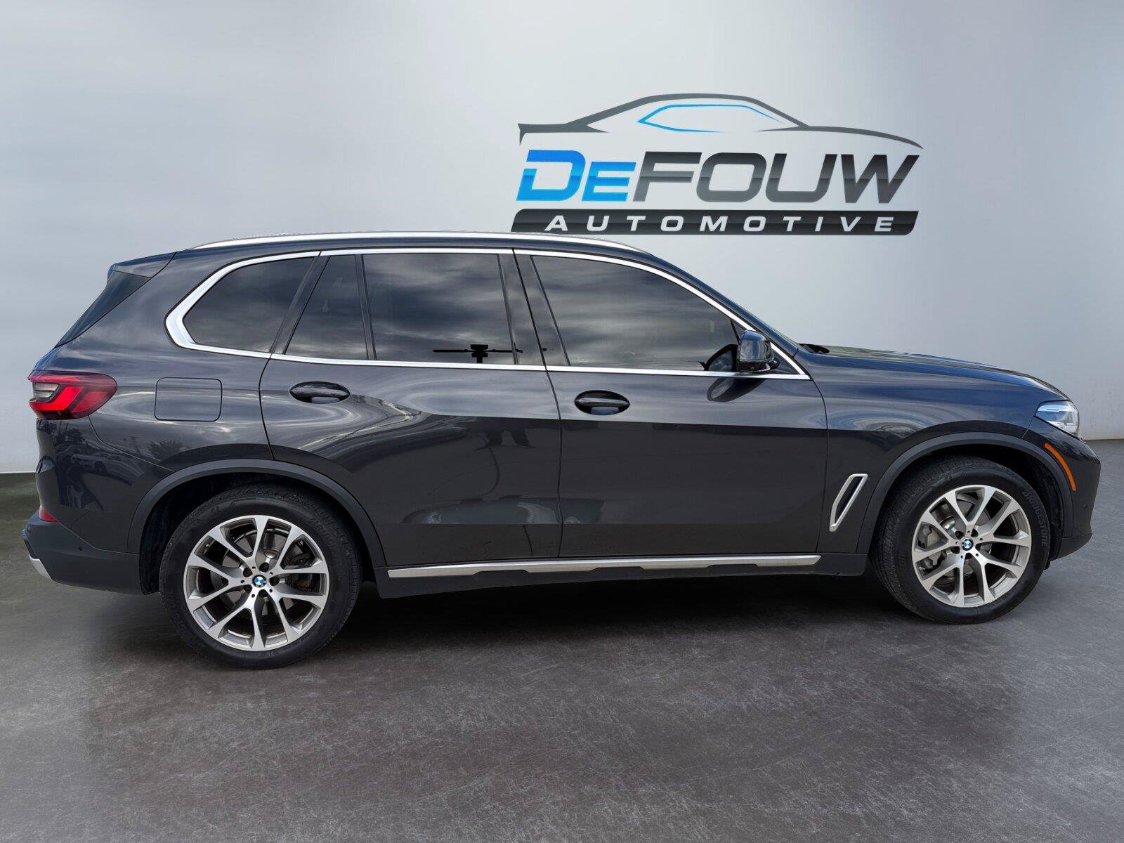 Used 2021 BMW X5 xDrive40i w/ Premium Package 2 AWD/4WD image 27