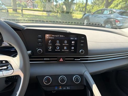 New 2026 Hyundai Elantra SE FWD image 20