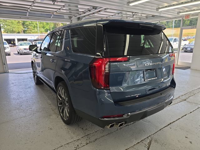 Certified 2025 GMC Yukon Denali Ultimate AWD/4WD image 3
