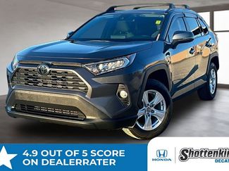 Used 2021 Toyota RAV4 XLE w/ Convenience Package video 1
