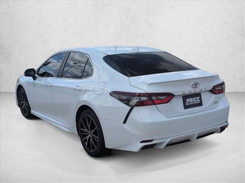 Used 2023 Toyota Camry SE FWD image 8