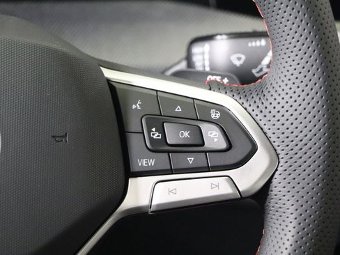 New 2025 Volkswagen GTI SE image 39