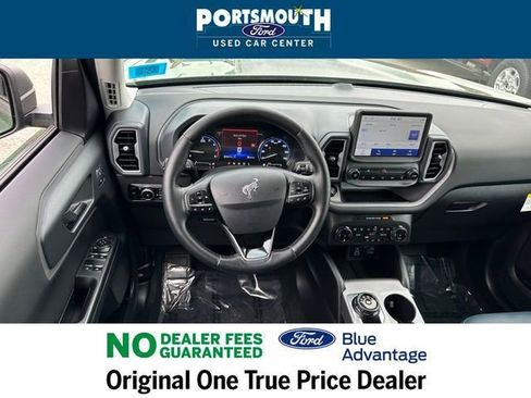 Used 2024 Ford Bronco Sport Outer Banks image 7
