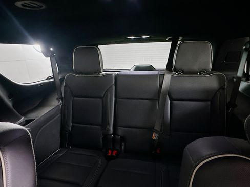 Used 2025 Chevrolet Tahoe Premier image 28