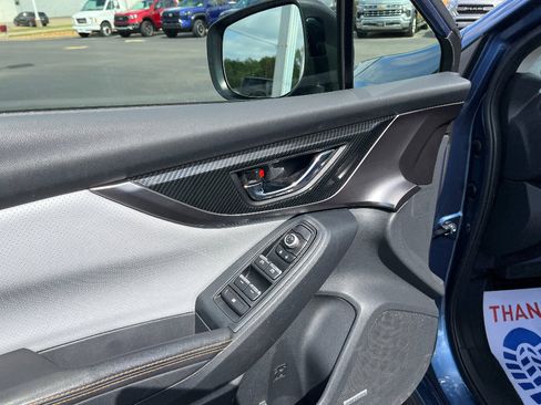 Used 2018 Subaru Crosstrek 2.0i Limited image 34