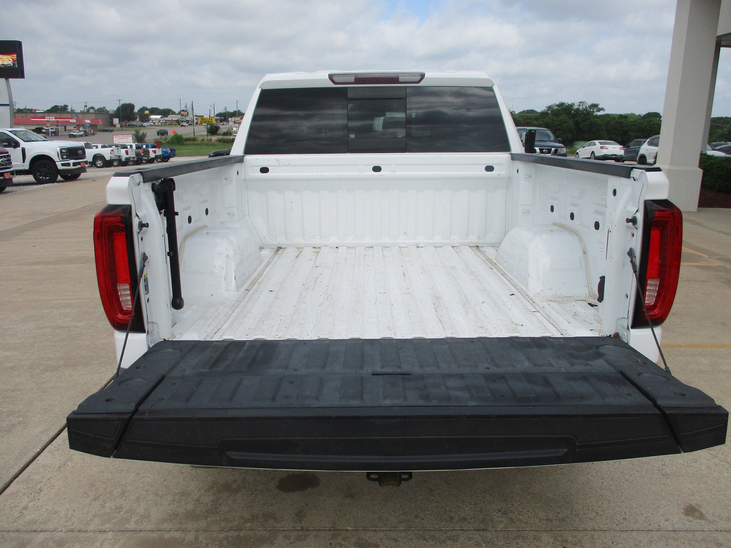 Used 2020 GMC Sierra 1500 SLT AWD/4WD image 10