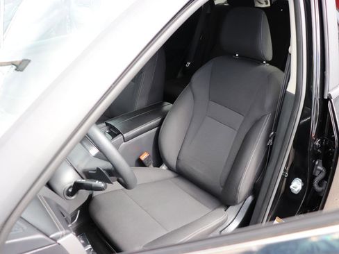 Used 2024 Nissan Rogue S AWD/4WD image 11