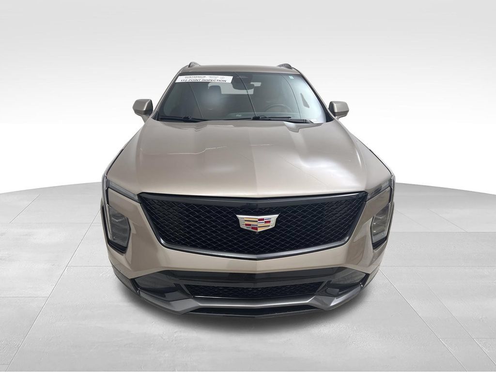 Used 2024 Cadillac XT4 Sport AWD/4WD image 8