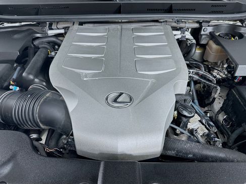 Used 2016 Lexus GX 460 w/ Premium Package image 36