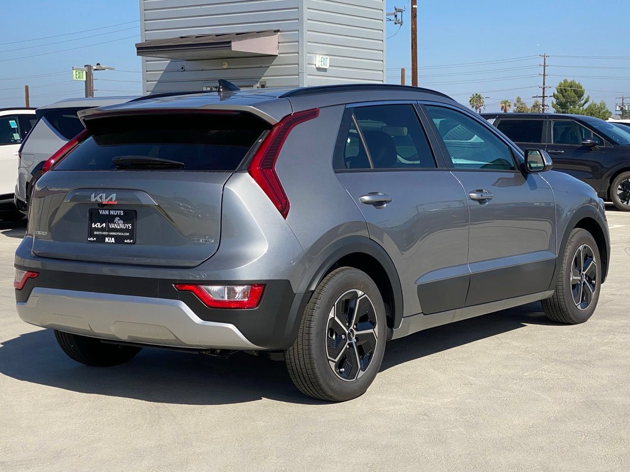 New 2026 Kia Niro EX FWD image 3