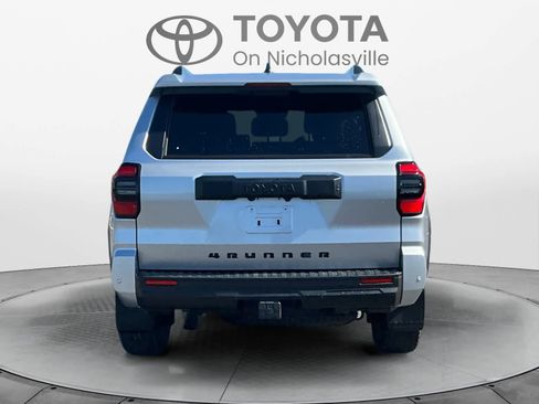 Used 2025 Toyota 4Runner TRD Off-Road Premium w/ Tow Technology Package AWD/4WD image 4