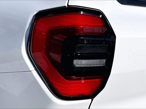 Used 2025 Toyota 4Runner SR5 image 27