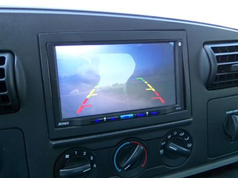 Used 2006 Ford F350 XL image 12