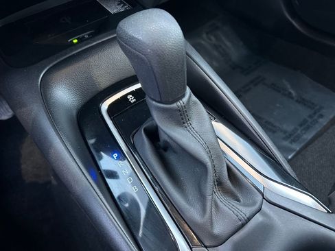 Certified 2025 Toyota Corolla LE image 16