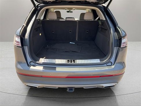 Used 2022 Lincoln Nautilus Reserve w/ Equipment Group 202A image 21